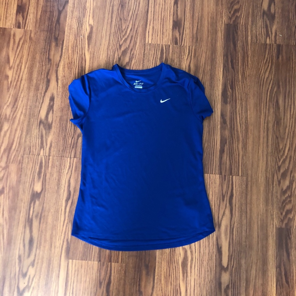 Nike DRI-FIT short sleeve